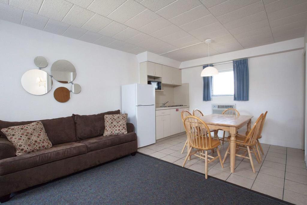 Boardwalk Hammock Inn Wildwood Beach Hotel Oceanfront المظهر الخارجي الصورة